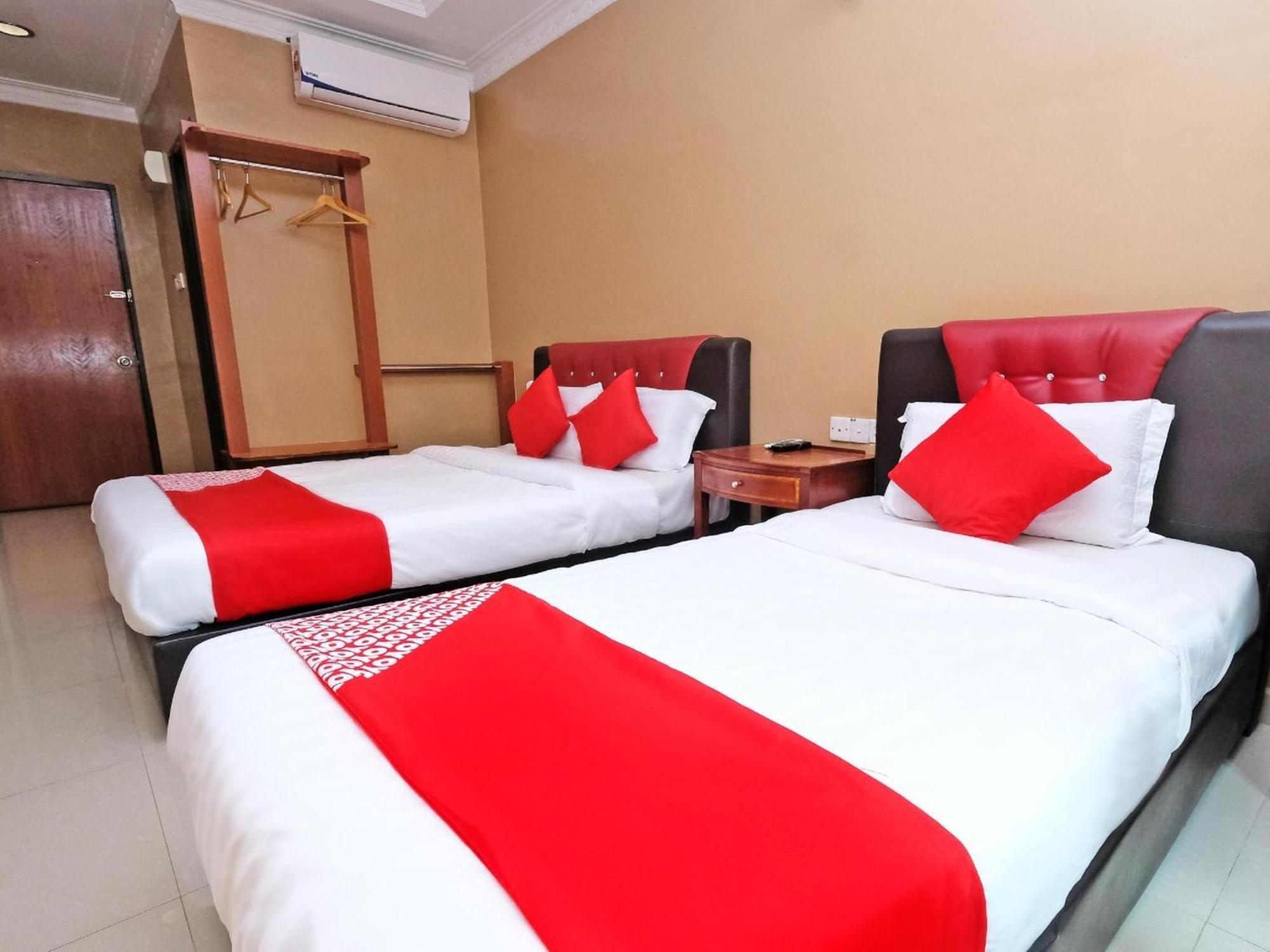 Super Oyo 707 Ayuni Hotel Bangi Εξωτερικό φωτογραφία
