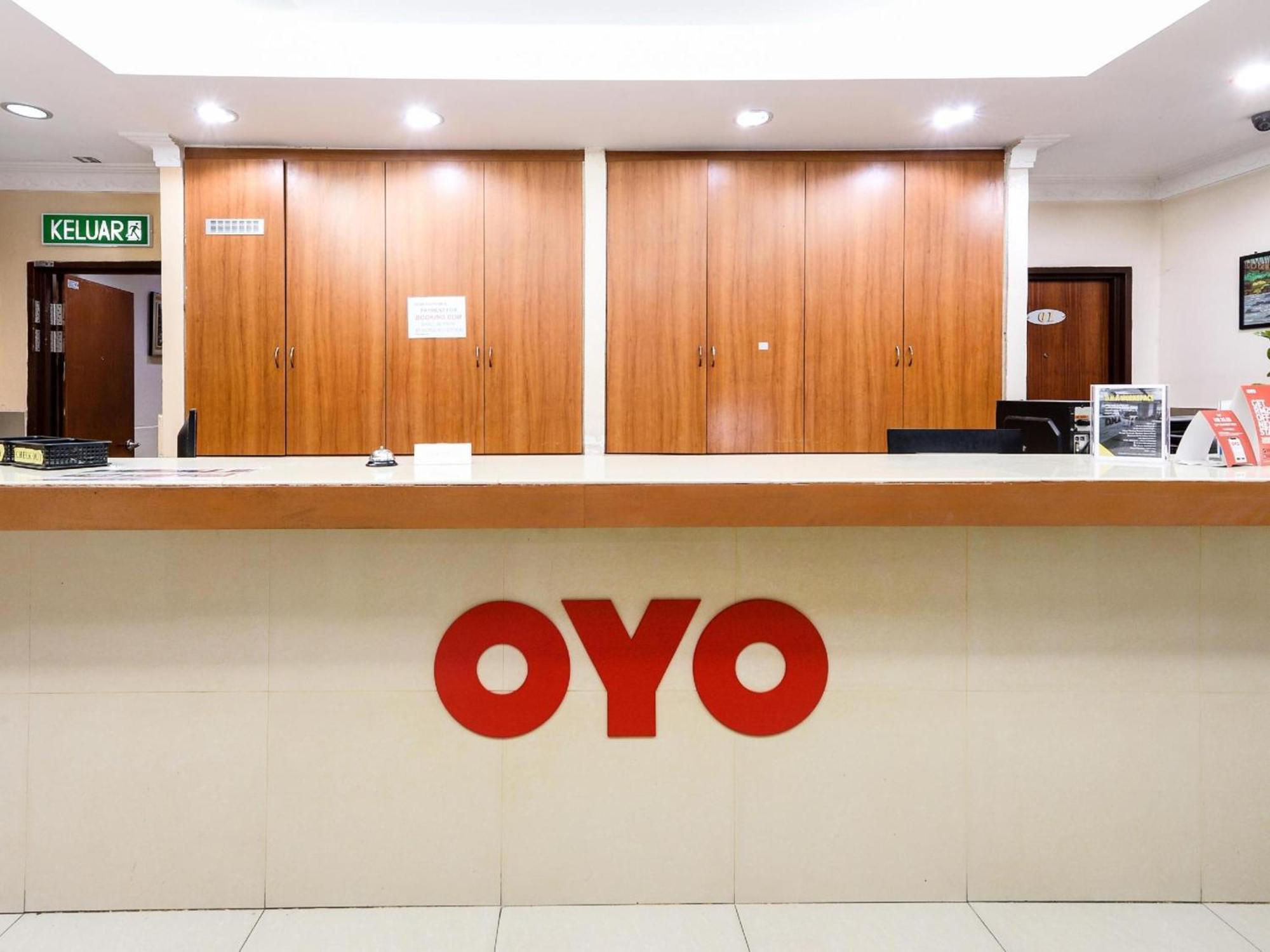 Super Oyo 707 Ayuni Hotel Bangi Εξωτερικό φωτογραφία