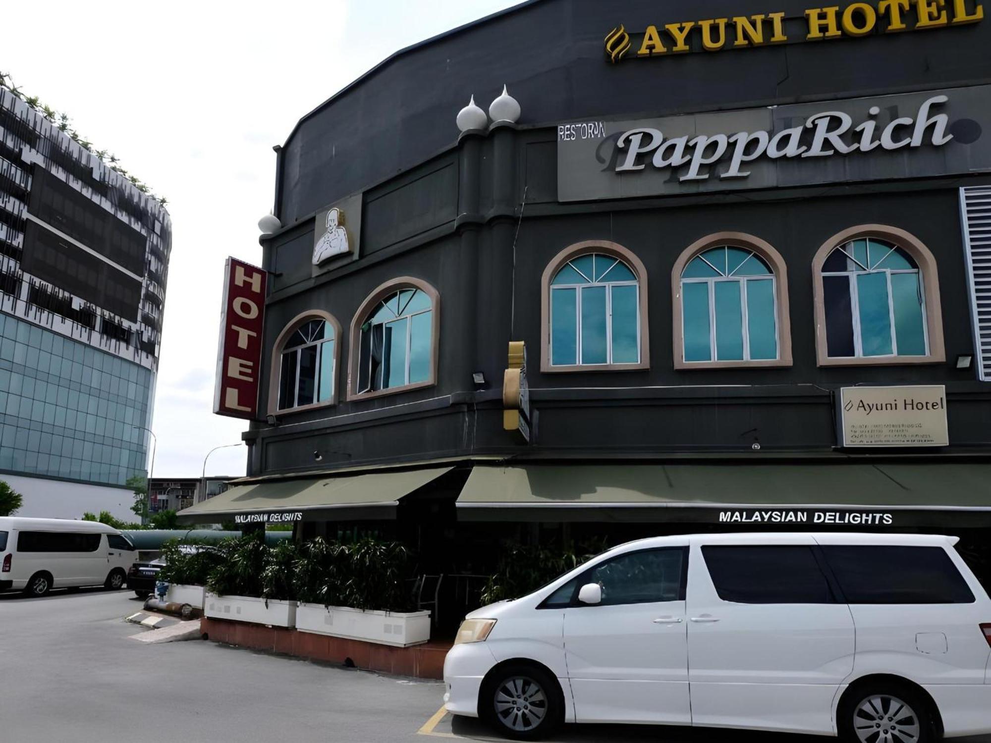 Super Oyo 707 Ayuni Hotel Bangi Εξωτερικό φωτογραφία