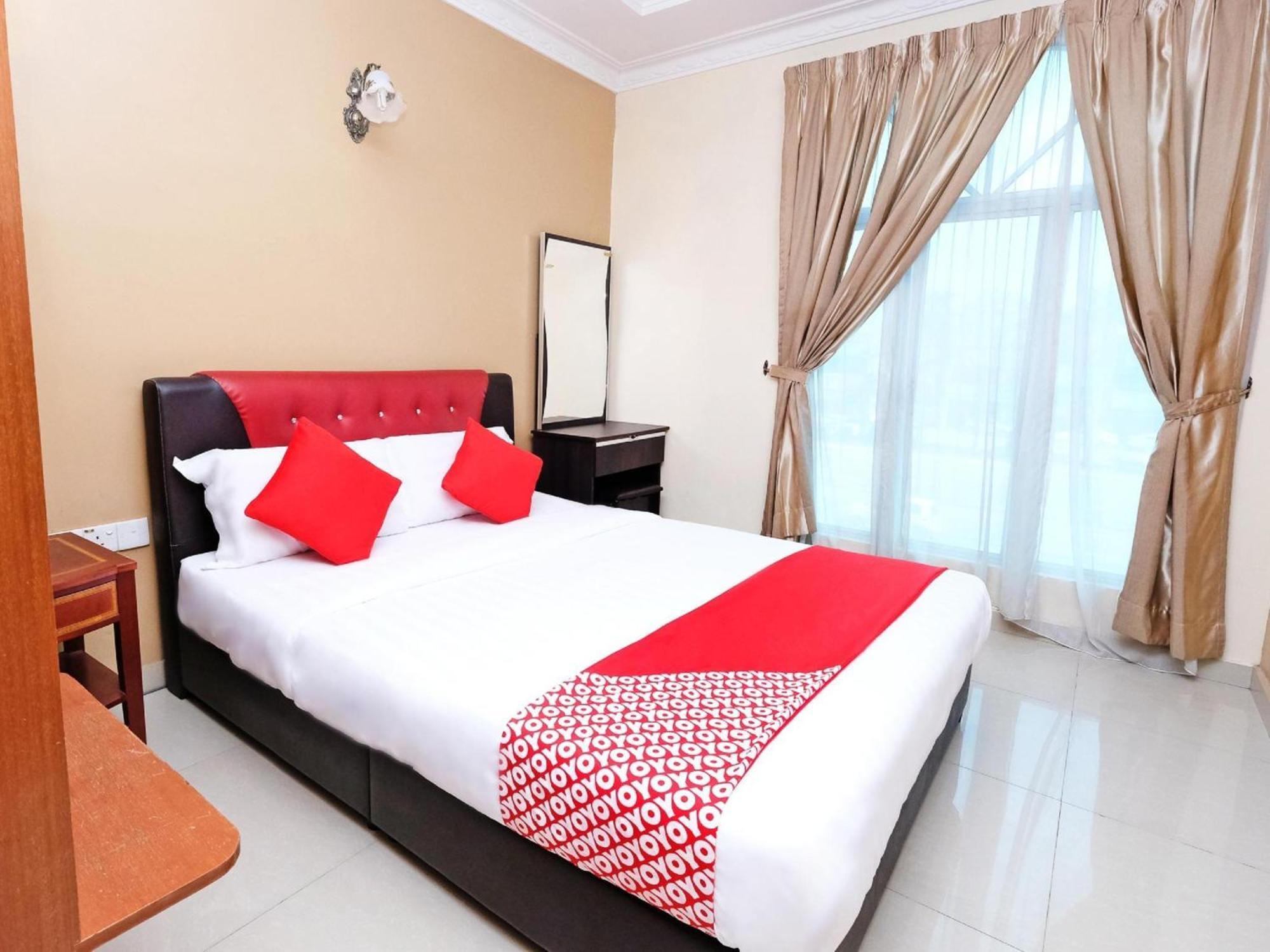 Super Oyo 707 Ayuni Hotel Bangi Εξωτερικό φωτογραφία